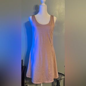 Avalanche Women's Activewear Dress Tennis Hiking Golf Breathable NEW Sz M